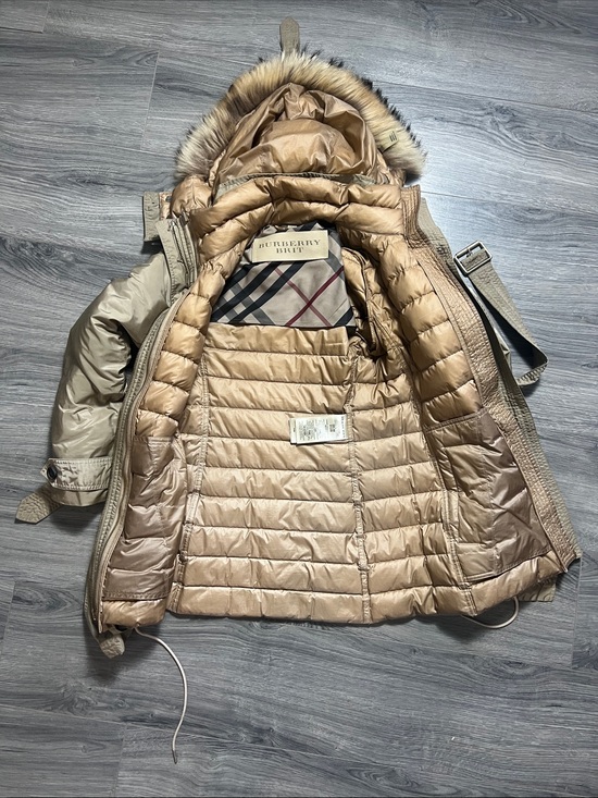 Burberry Jackets & Blazers - 3-in 1 Burberry Beige/Tan Quilted Hooded Belted Parka with Faux Fur Trim